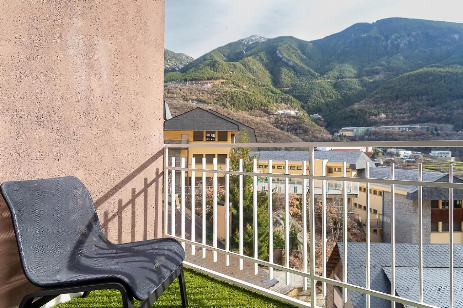 Andbnb I Apartamento Centrico Con Terraza Y Parking Gratuito Andorra-a-Velha